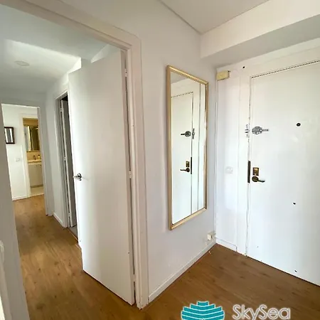 Skysea Holidays La Carihuela דירה