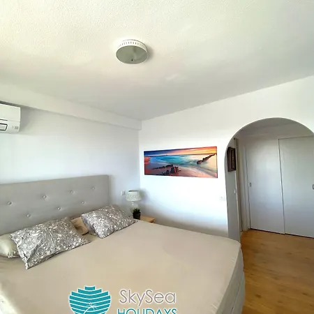 Skysea Holidays La Carihuela *