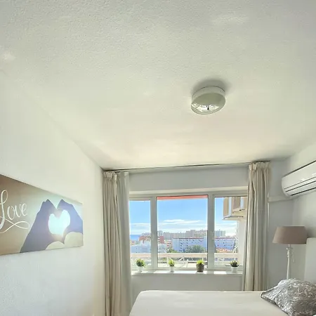 Skysea Holidays La Carihuela דירה *