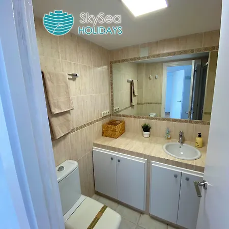 Skysea Holidays La Carihuela *