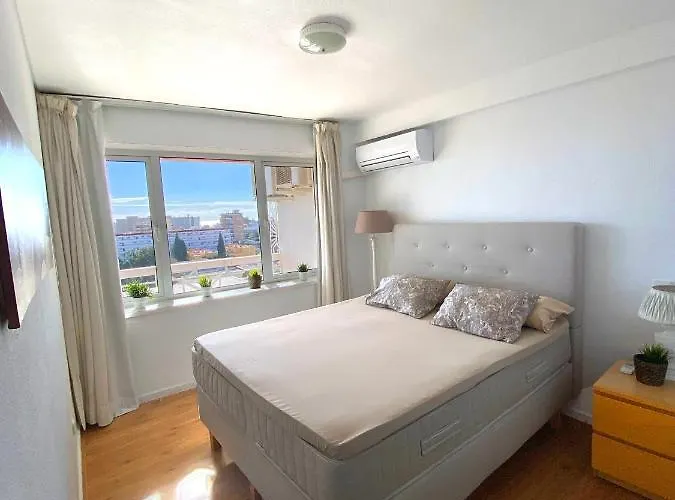 Skysea Holidays La Carihuela