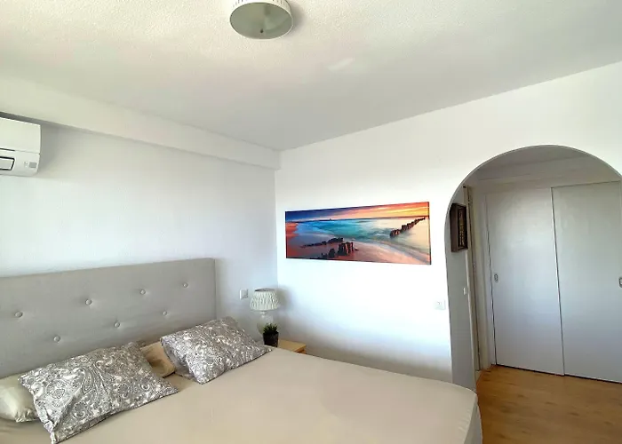 Skysea Holidays La Carihuela *